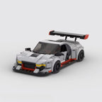 Vue avant de l'Audi R8 GT3 en briques ABS Speedbrick