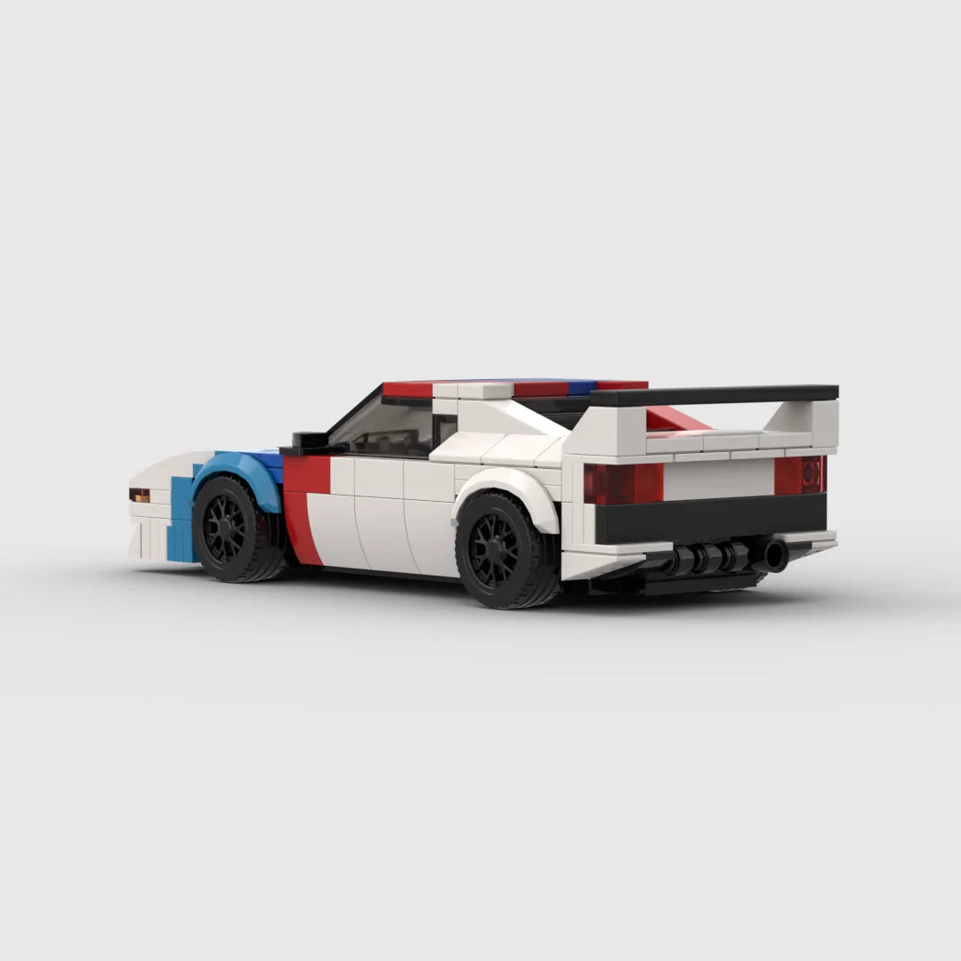 Vue arrière de la BMW M1 en briques ABS Speedbrick